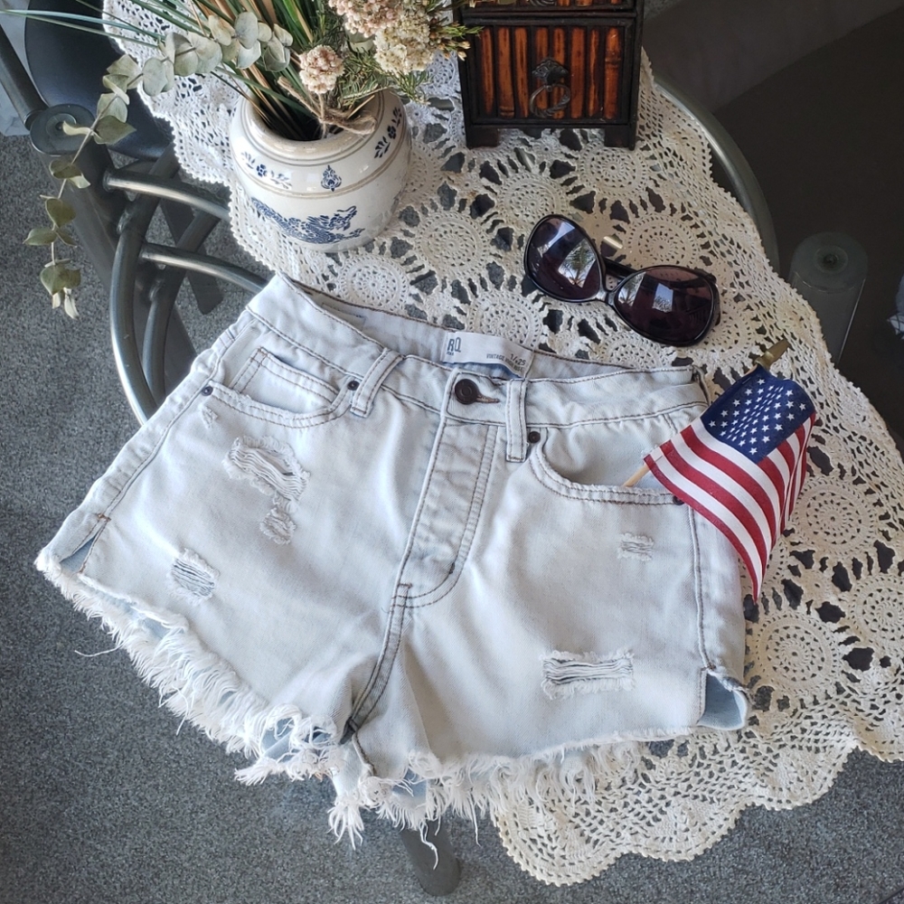 RSQ High Rise light denim shorts